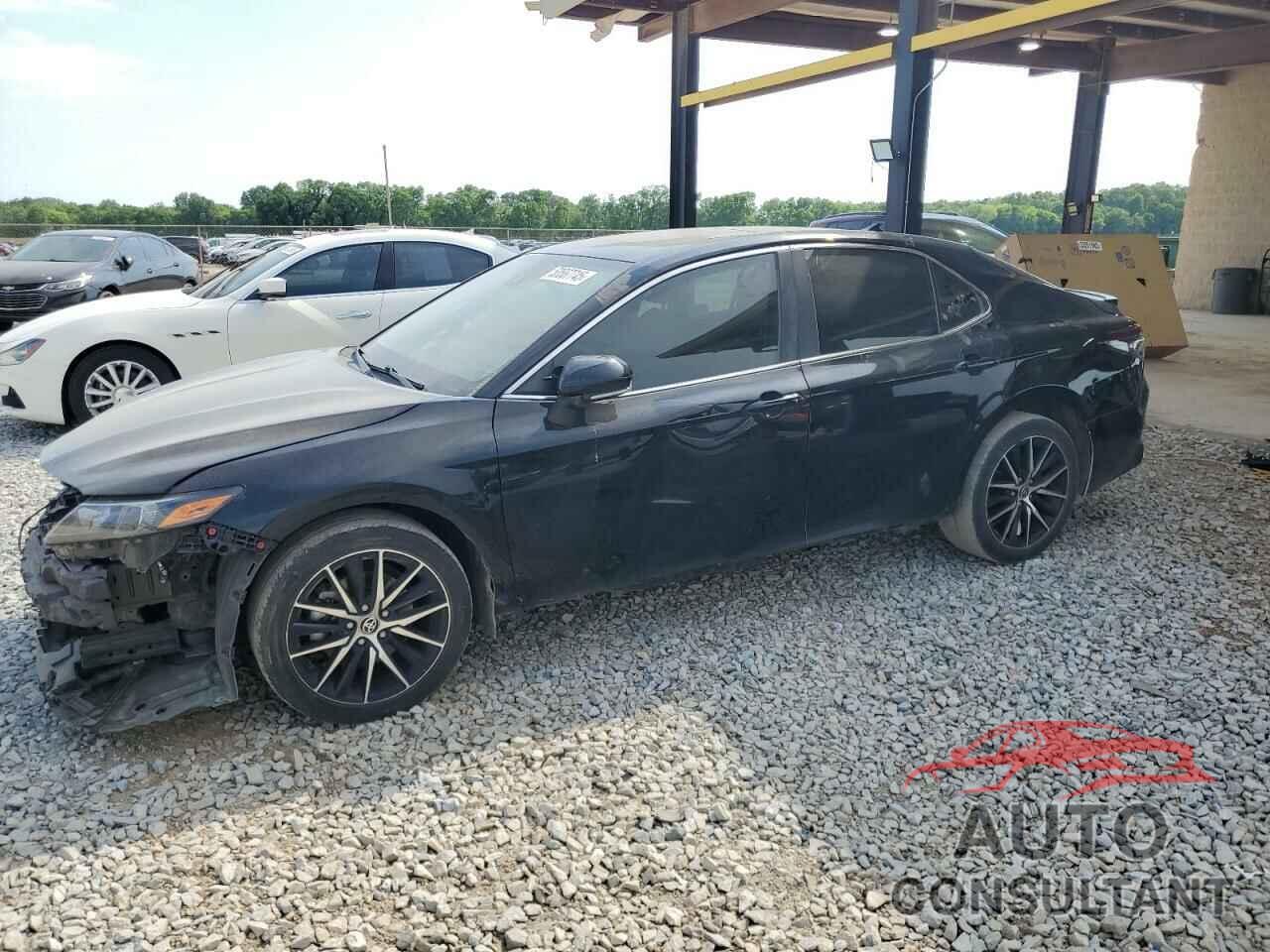 TOYOTA CAMRY 2022 - 4T1T11AK2NU637144