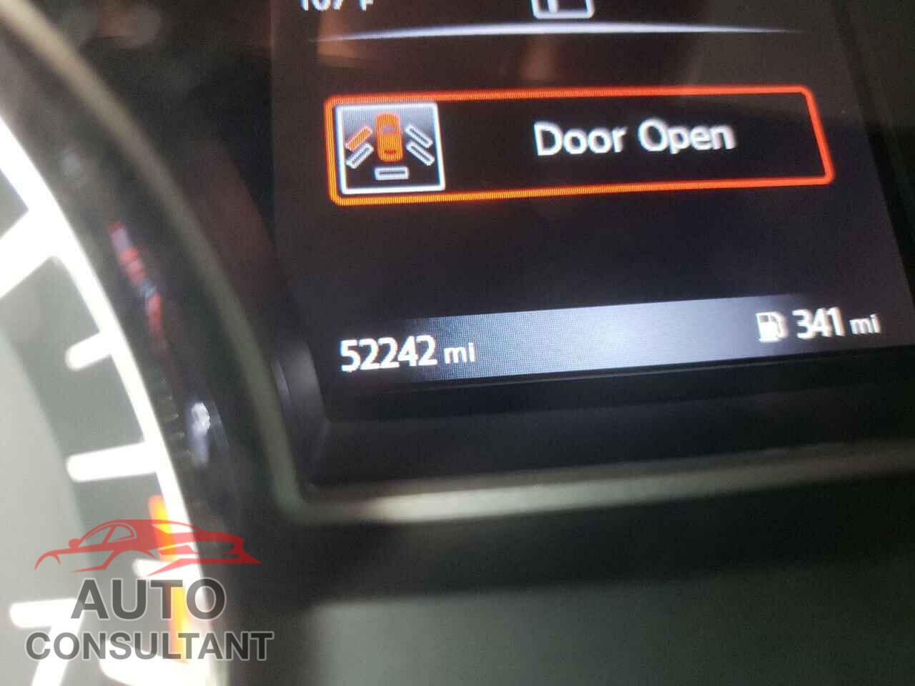 NISSAN PATHFINDER 2017 - 5N1DR2MN4HC652411