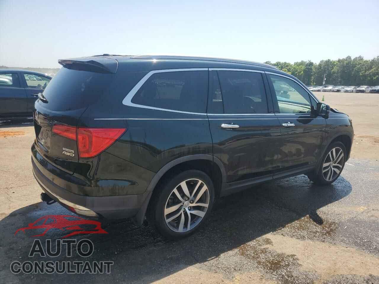 HONDA PILOT 2017 - 5FNYF6H93HB051982