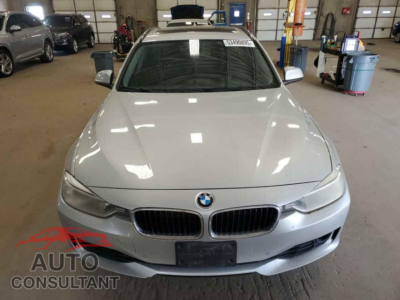 BMW 3 SERIES 2014 - WBA3G7C50EKN37632