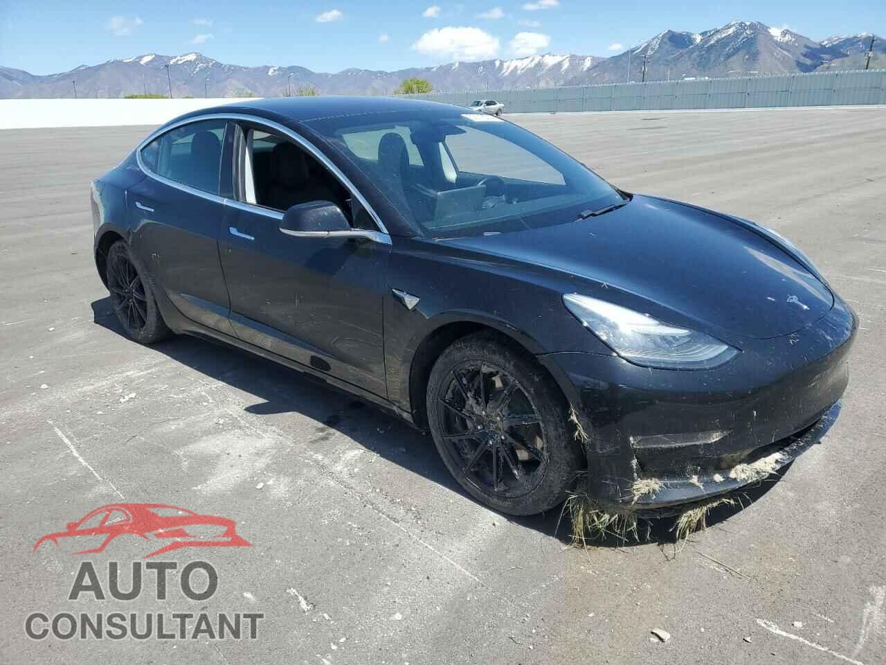TESLA MODEL 3 2019 - 5YJ3E1EB4KF191179