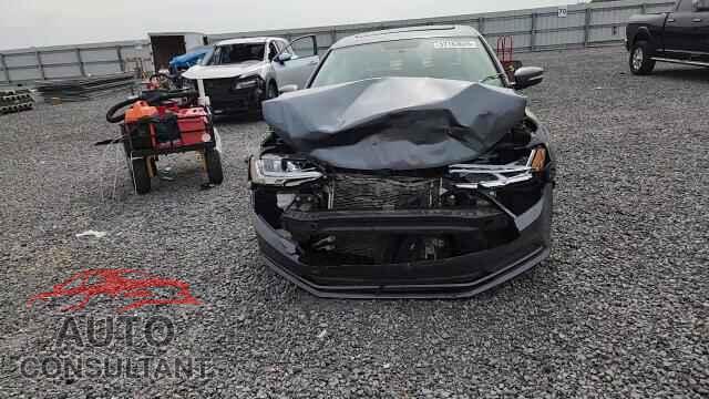 VOLKSWAGEN JETTA 2017 - 3VWDB7AJ4HM331245