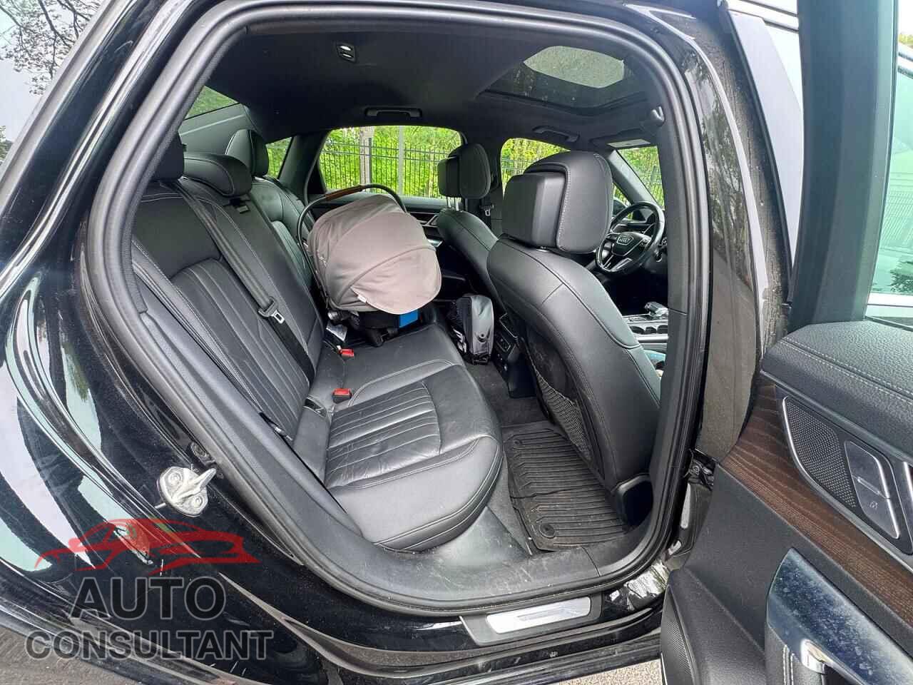 AUDI A6 2019 - WAUL2AF2XKN114306