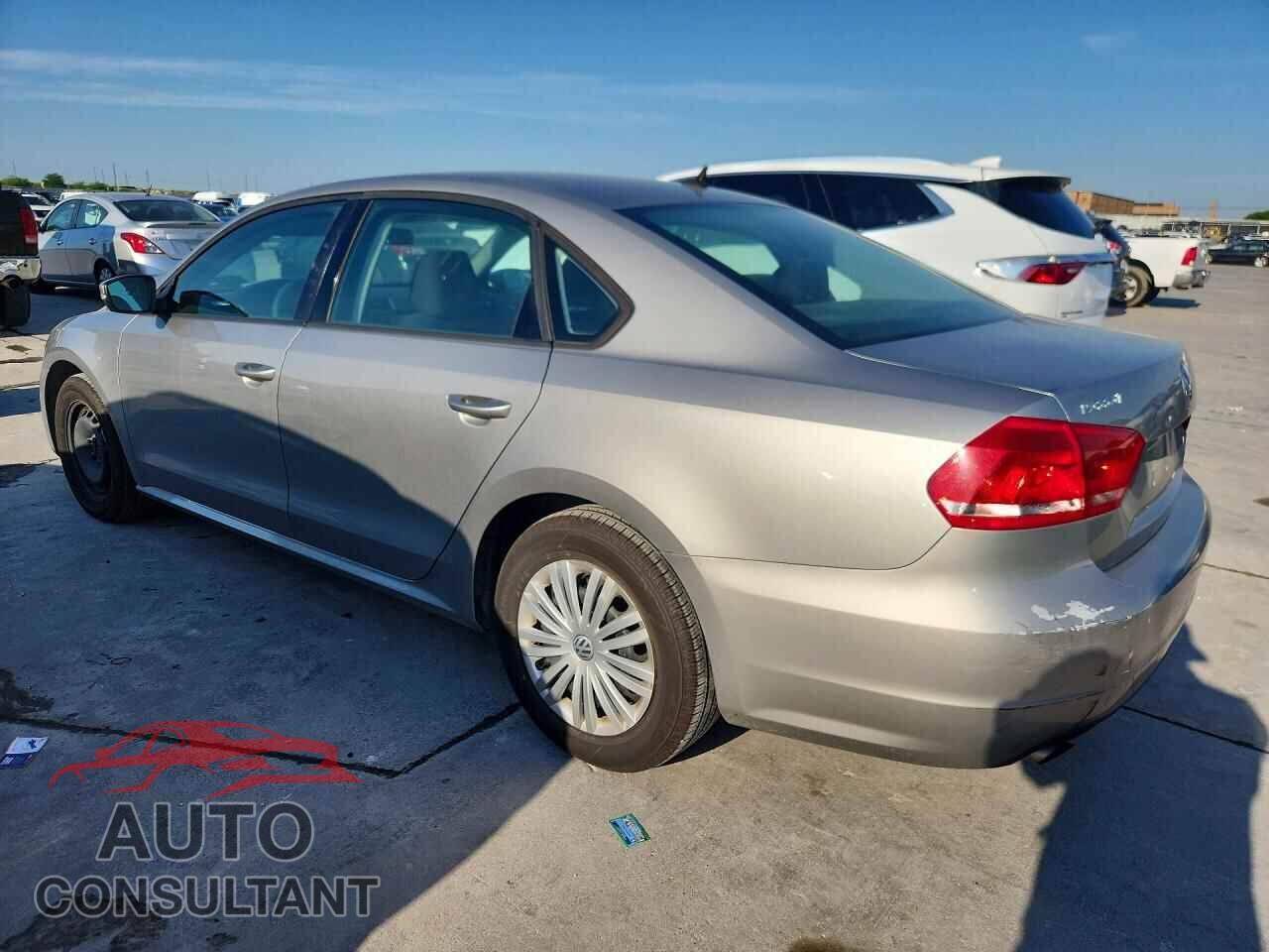 VOLKSWAGEN PASSAT 2014 - 1VWAT7A36EC035058