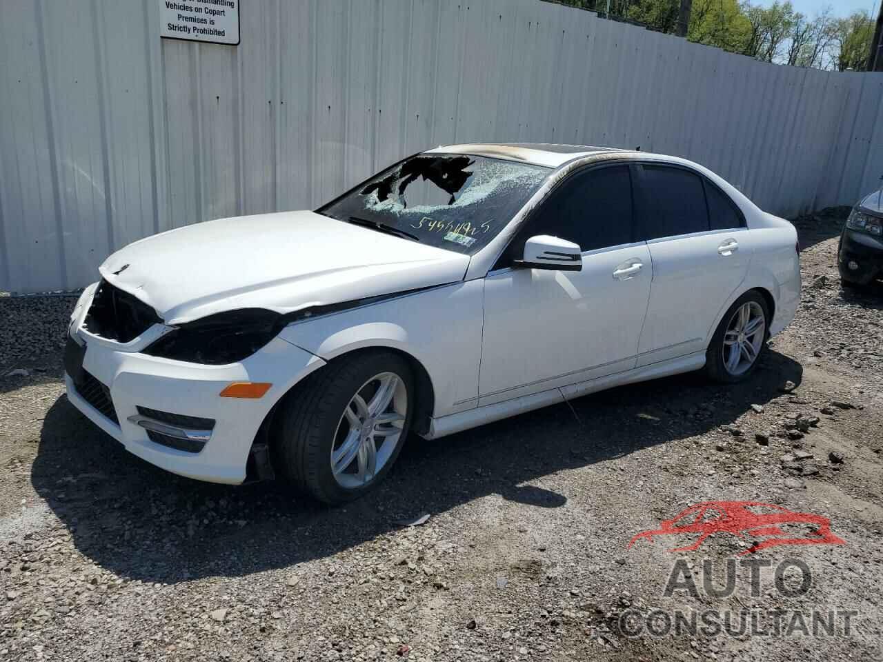 MERCEDES-BENZ C-CLASS 2013 - WDDGF8AB6DR241726