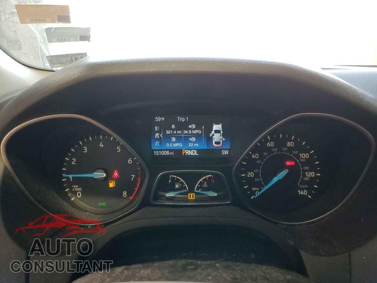 FORD FOCUS 2015 - 1FADP3F26FL216150