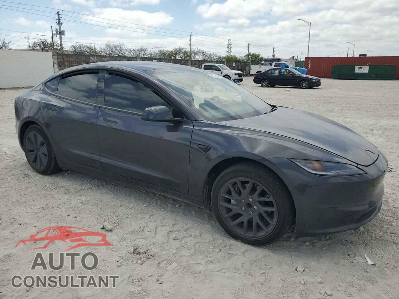 TESLA MODEL 3 2024 - 5YJ3E1EA8RF749228