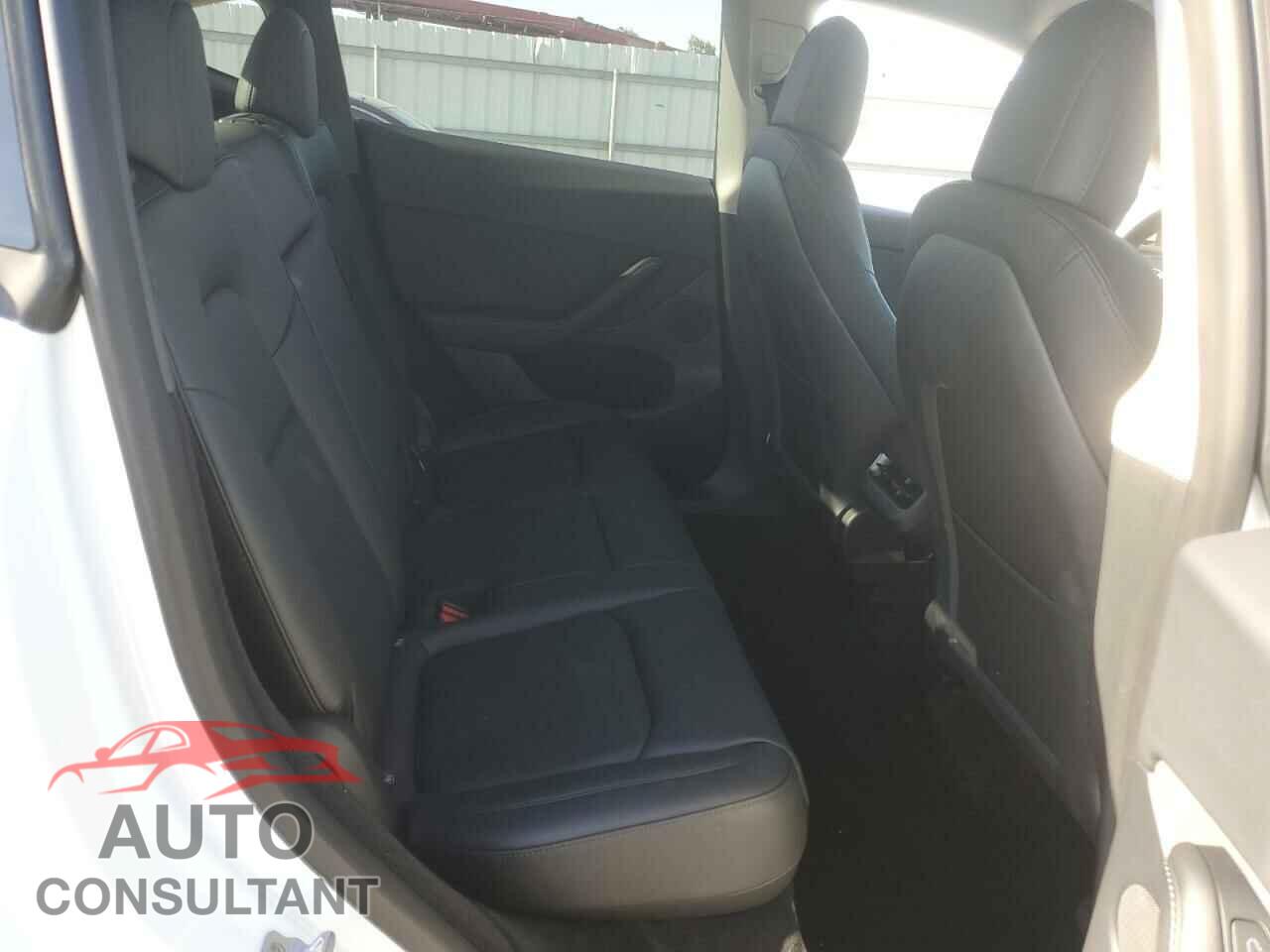 TESLA MODEL Y 2023 - 7SAYGDEE2PF613889