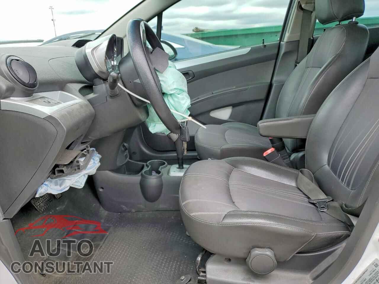 CHEVROLET SPARK 2015 - KL8CB6S94FC793941