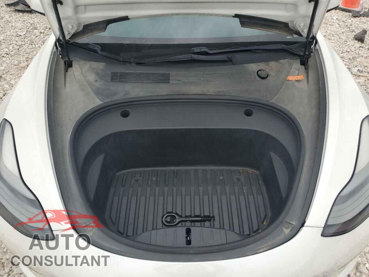 TESLA MODEL 3 2021 - 5YJ3E1EB8MF079732