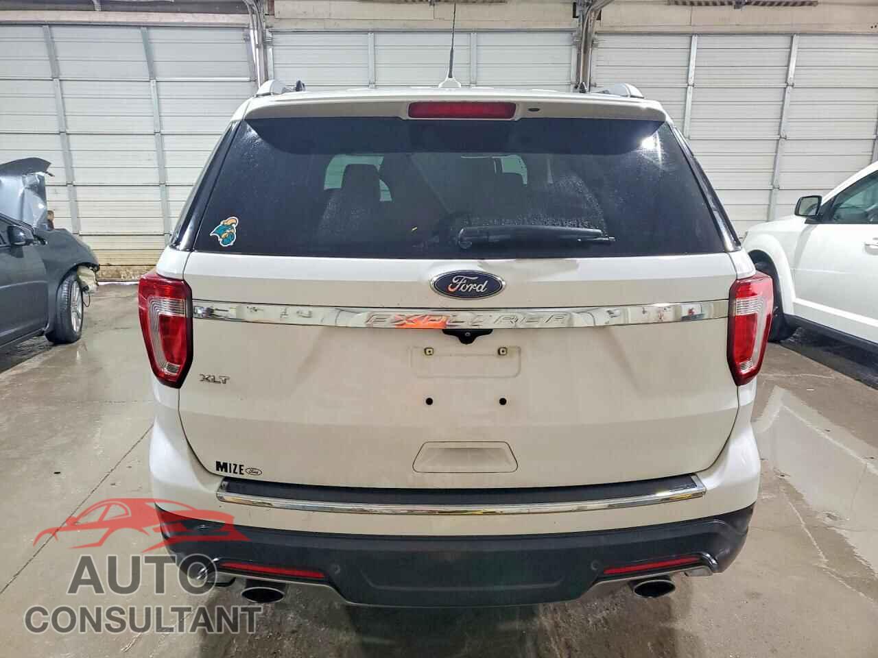 FORD EXPLORER 2018 - 1FM5K7D83JGB96660