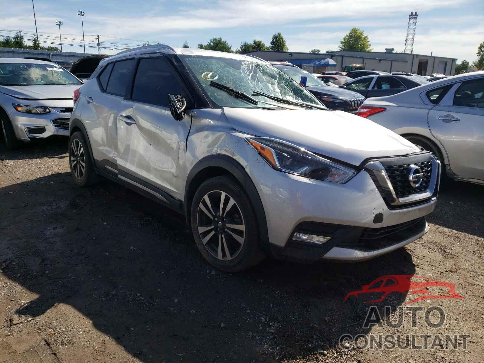 NISSAN KICKS 2018 - 3N1CP5CU3JL519765