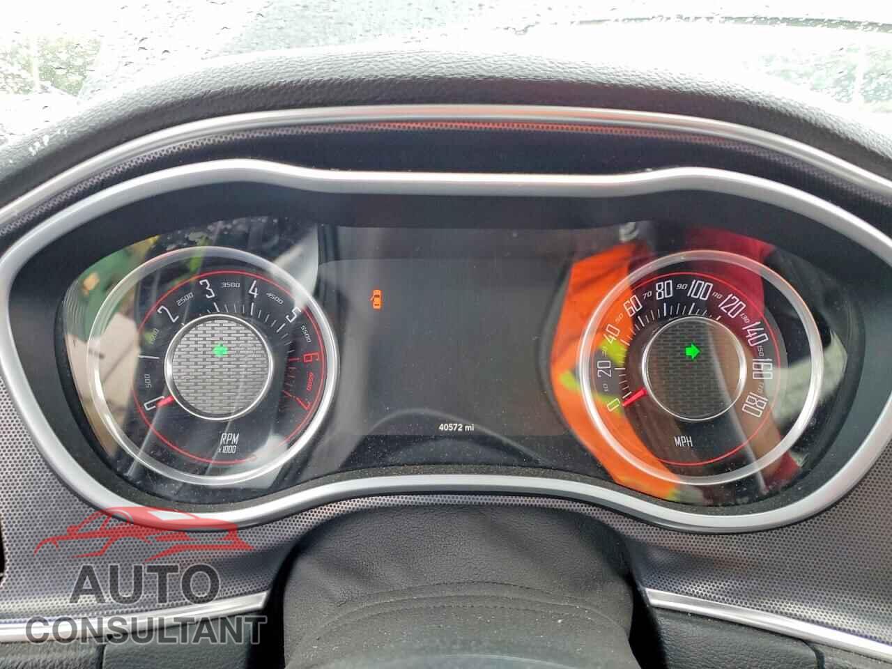 DODGE CHALLENGER 2015 - 2C3CDZFJ0FH718257