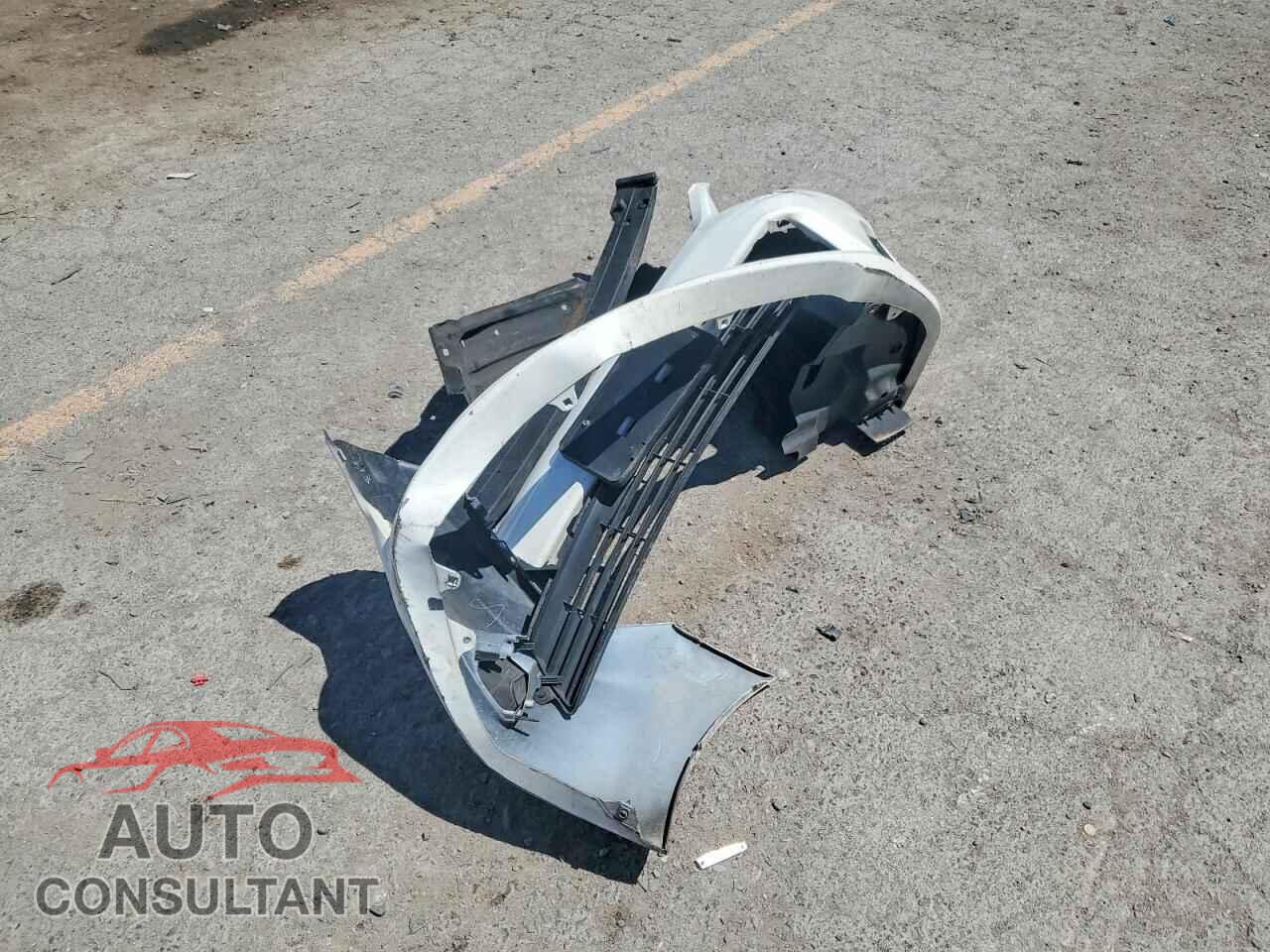 TOYOTA COROLLA 2013 - 5YFBU4EE6DP212843