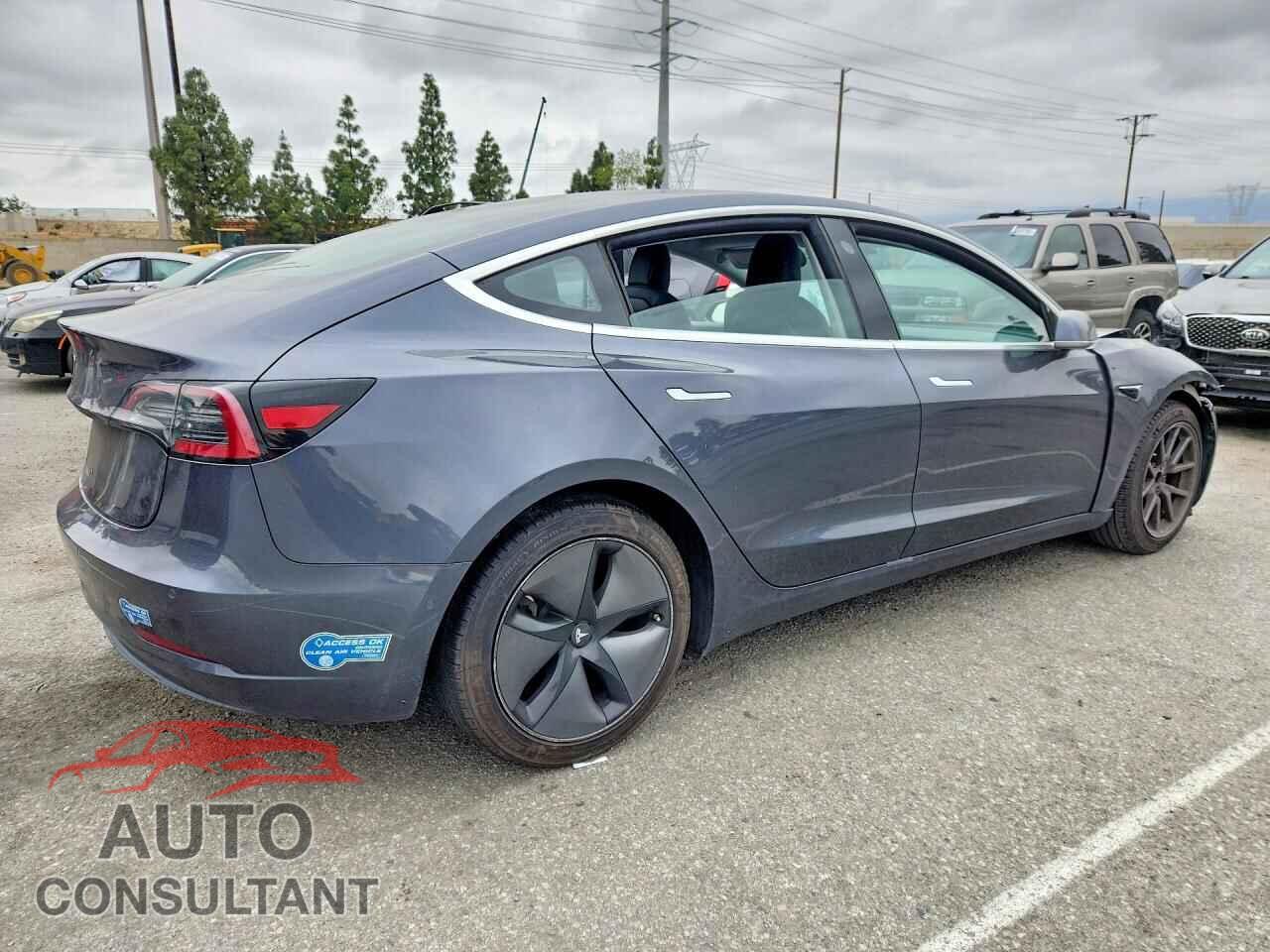 TESLA MODEL 3 2018 - 5YJ3E1EA6JF101701