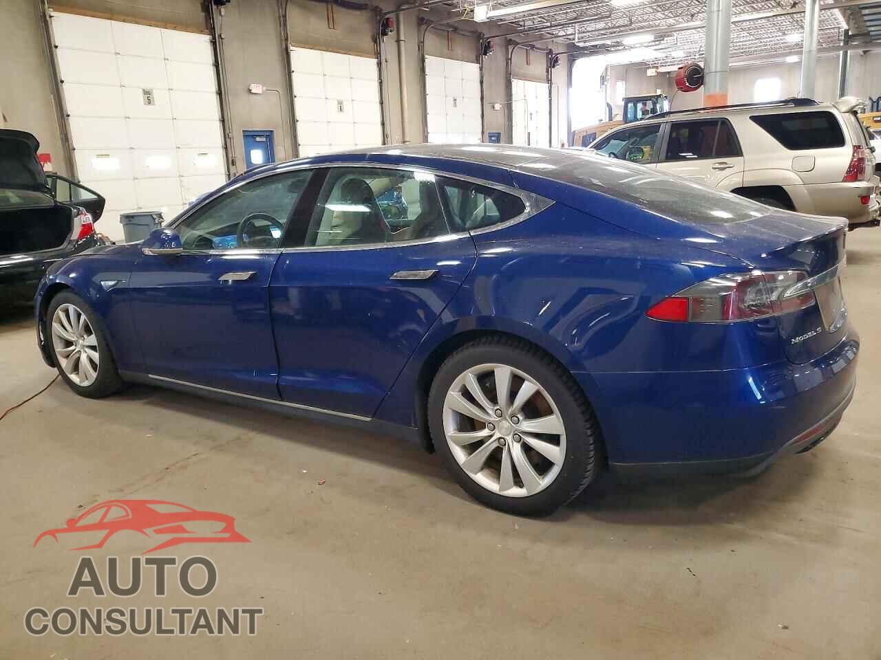 TESLA MODEL S 2015 - 5YJSA1S27FF090736