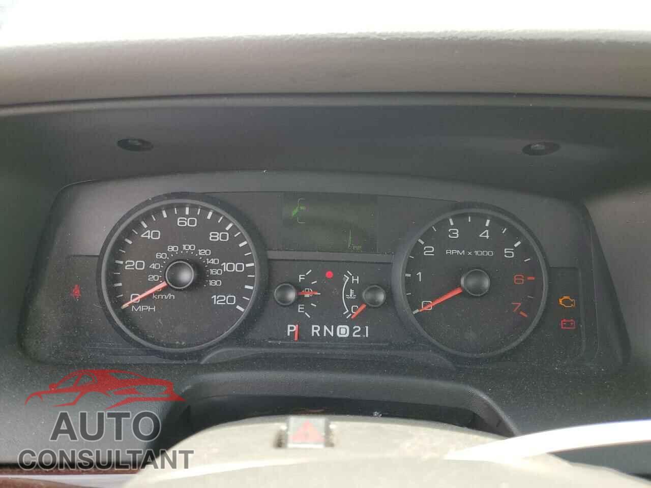 FORD CROWN VIC 2011 - 2FABP7EV6BX126956