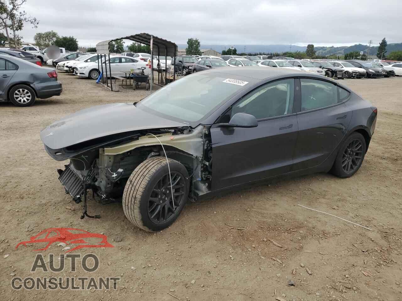 TESLA MODEL 3 2024 - 5YJ3E1EA8RF727486