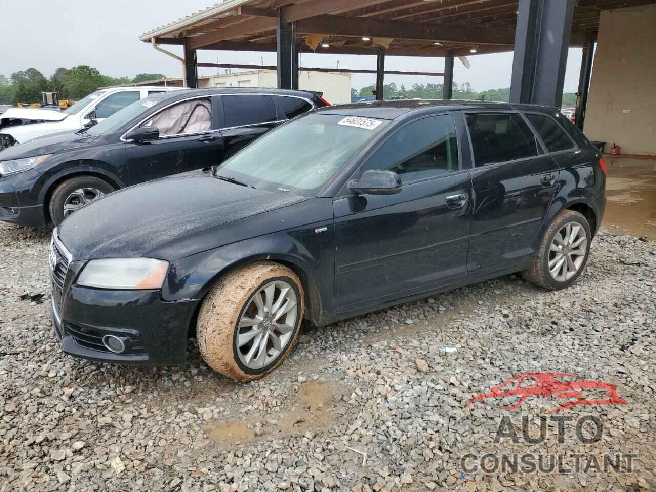 AUDI A3 2011 - WAUBJBFM6BA131178