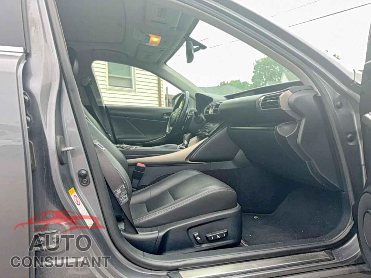 LEXUS IS 2014 - JTHCF1D23E5015145