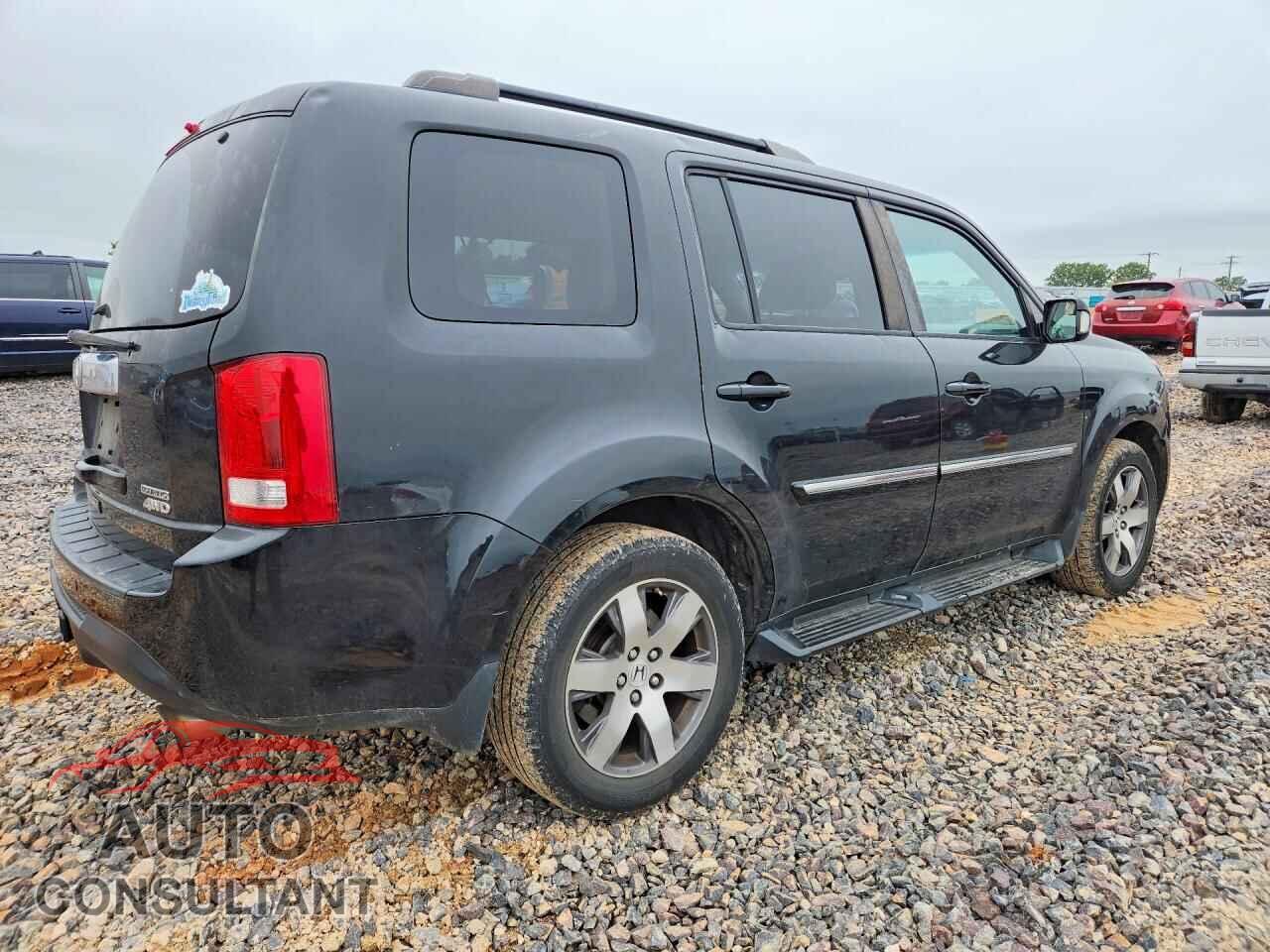 HONDA PILOT 2015 - 5FNYF4H93FB022063