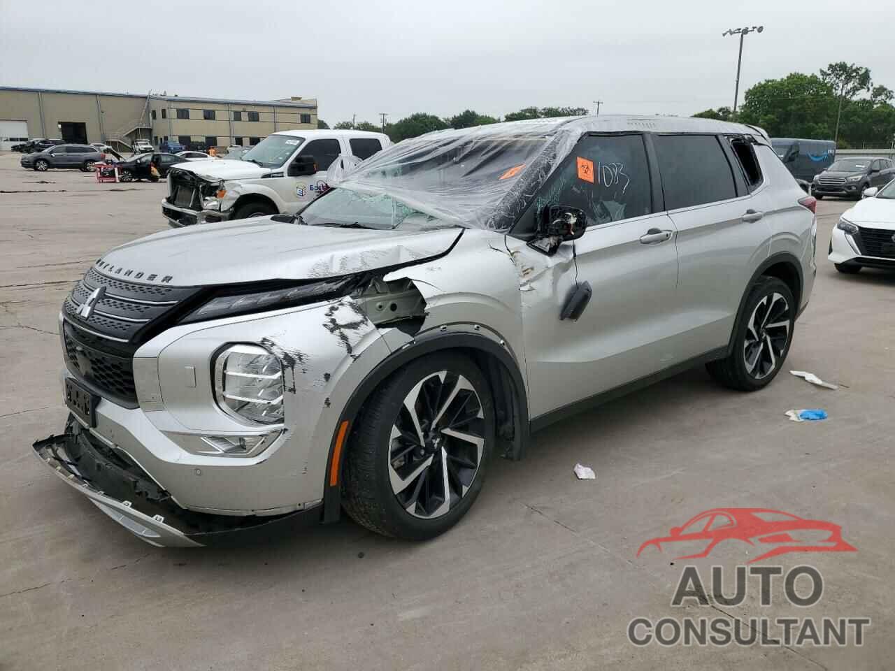 MITSUBISHI OUTLANDER 2022 - JA4J4UA8XNZ045092