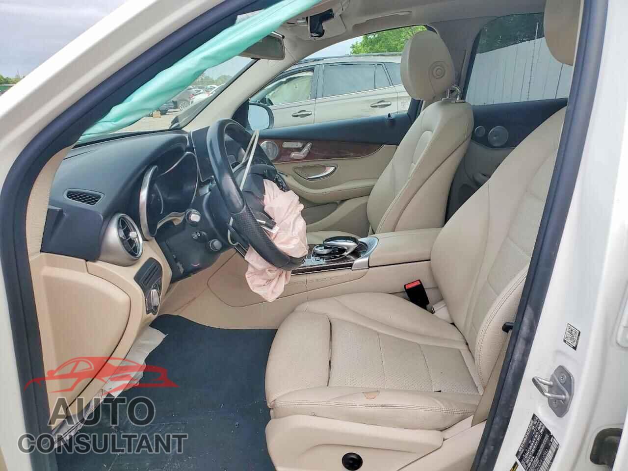 MERCEDES-BENZ GLC-CLASS 2017 - WDC0G4KB3HF120542