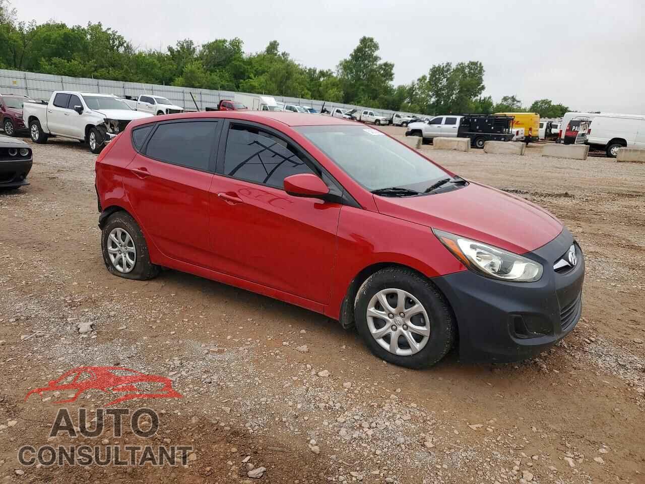 HYUNDAI ACCENT 2013 - KMHCT5AE3DU111308