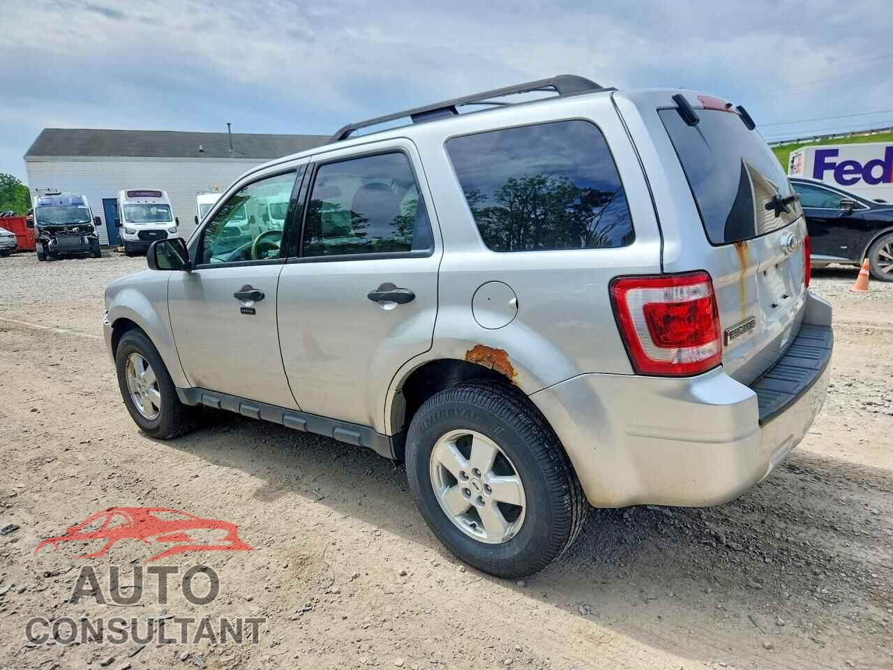 FORD ESCAPE 2010 - 1FMCU0D72AKD44116