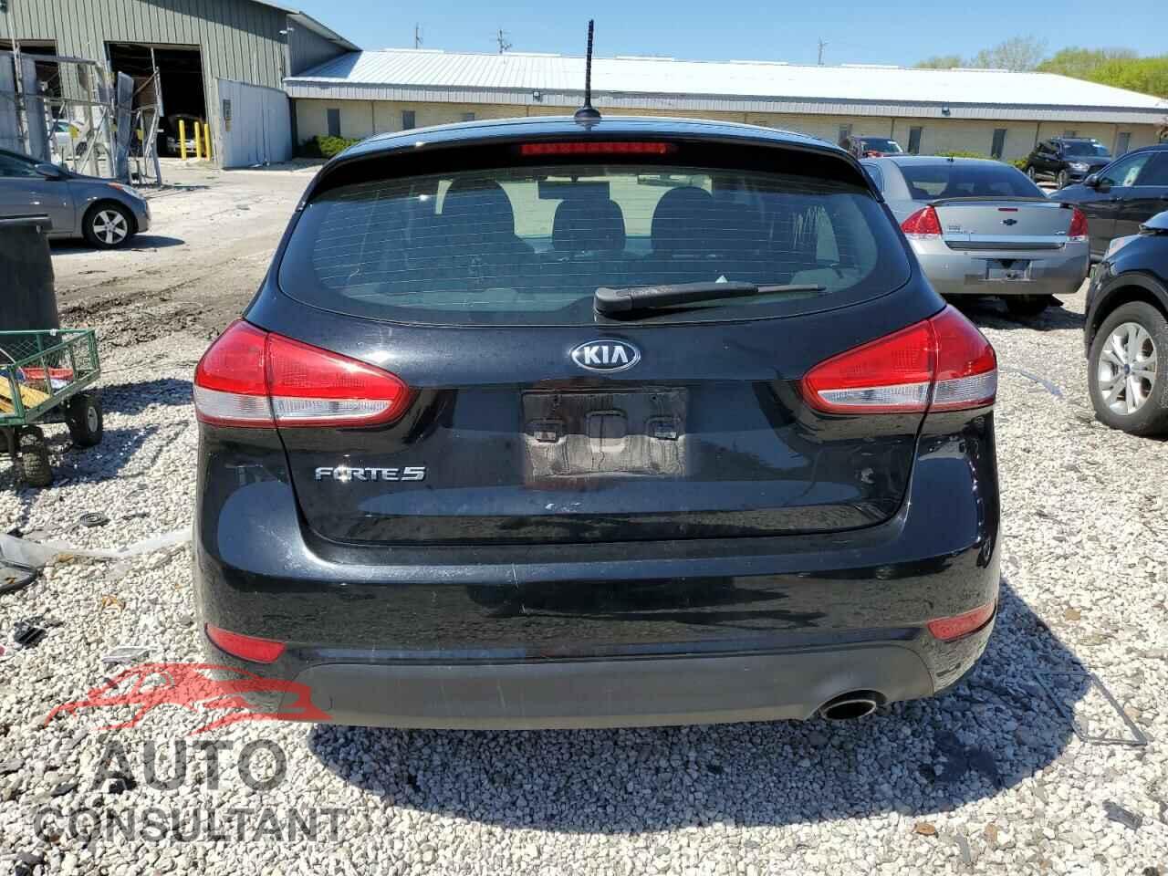 KIA FORTE 2018 - KNAFK5A83J5773360