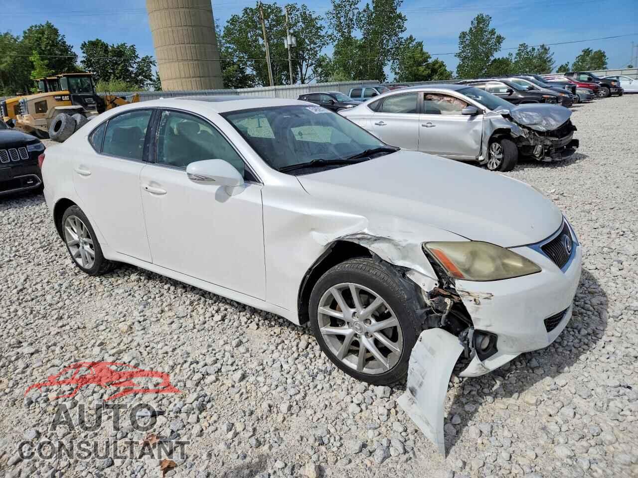 LEXUS IS 2011 - JTHCF5C23B2035126