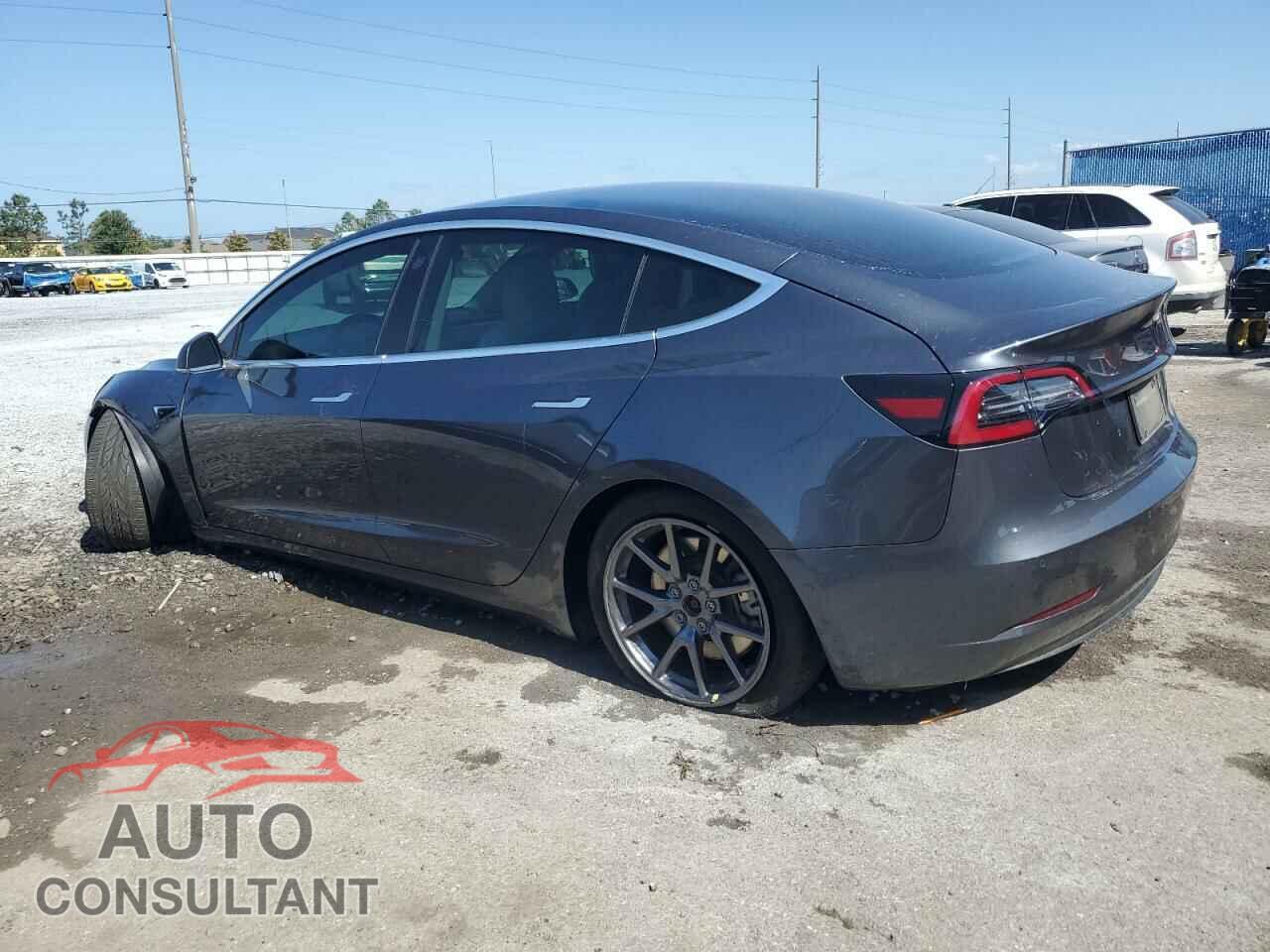 TESLA MODEL 3 2018 - 5YJ3E1EAXJF157916