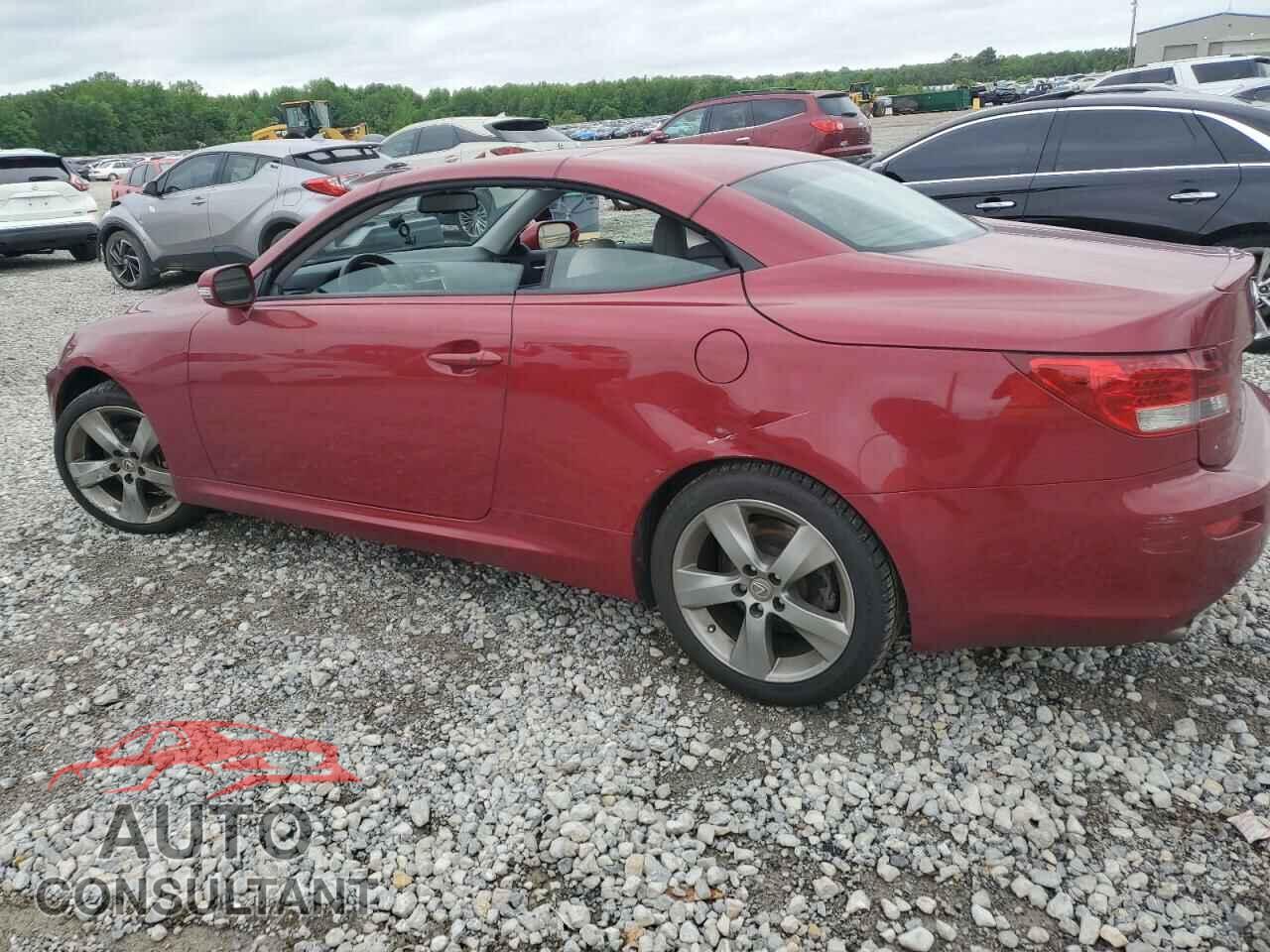 LEXUS IS 2011 - JTHFF2C21B2520084