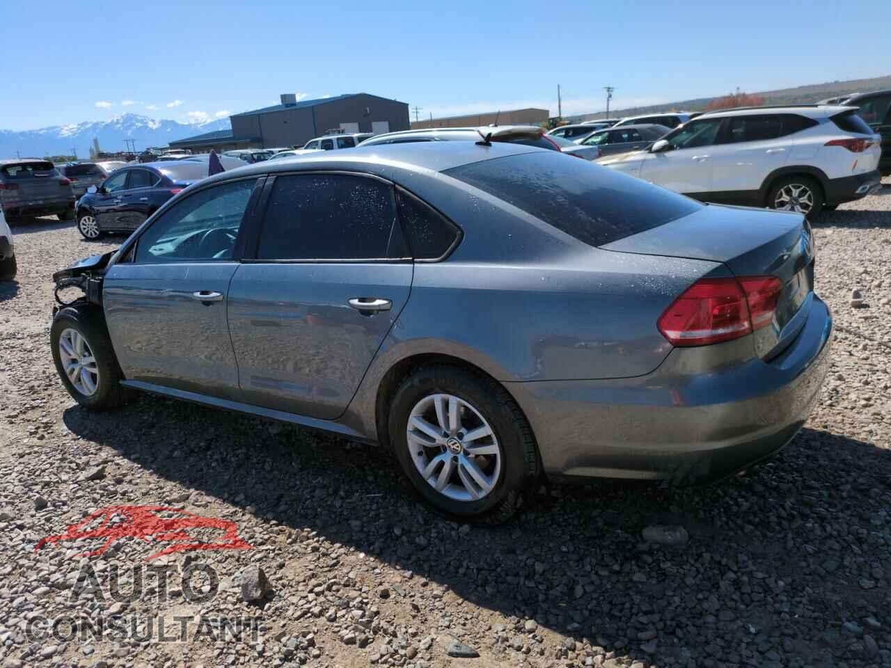 VOLKSWAGEN PASSAT 2014 - 1VWAT7A32EC050253