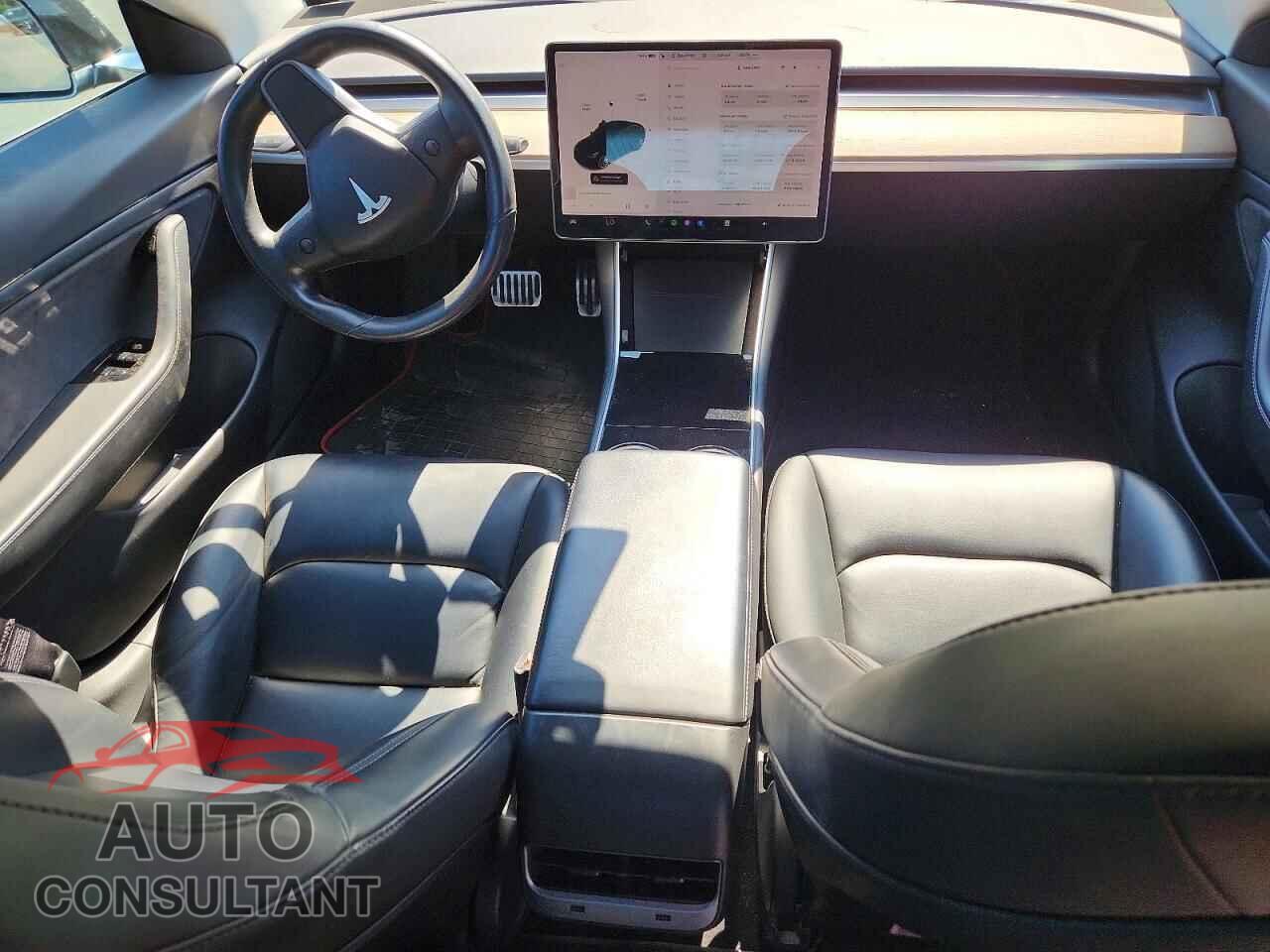 TESLA MODEL 3 2019 - 5YJ3E1EB6KF191894