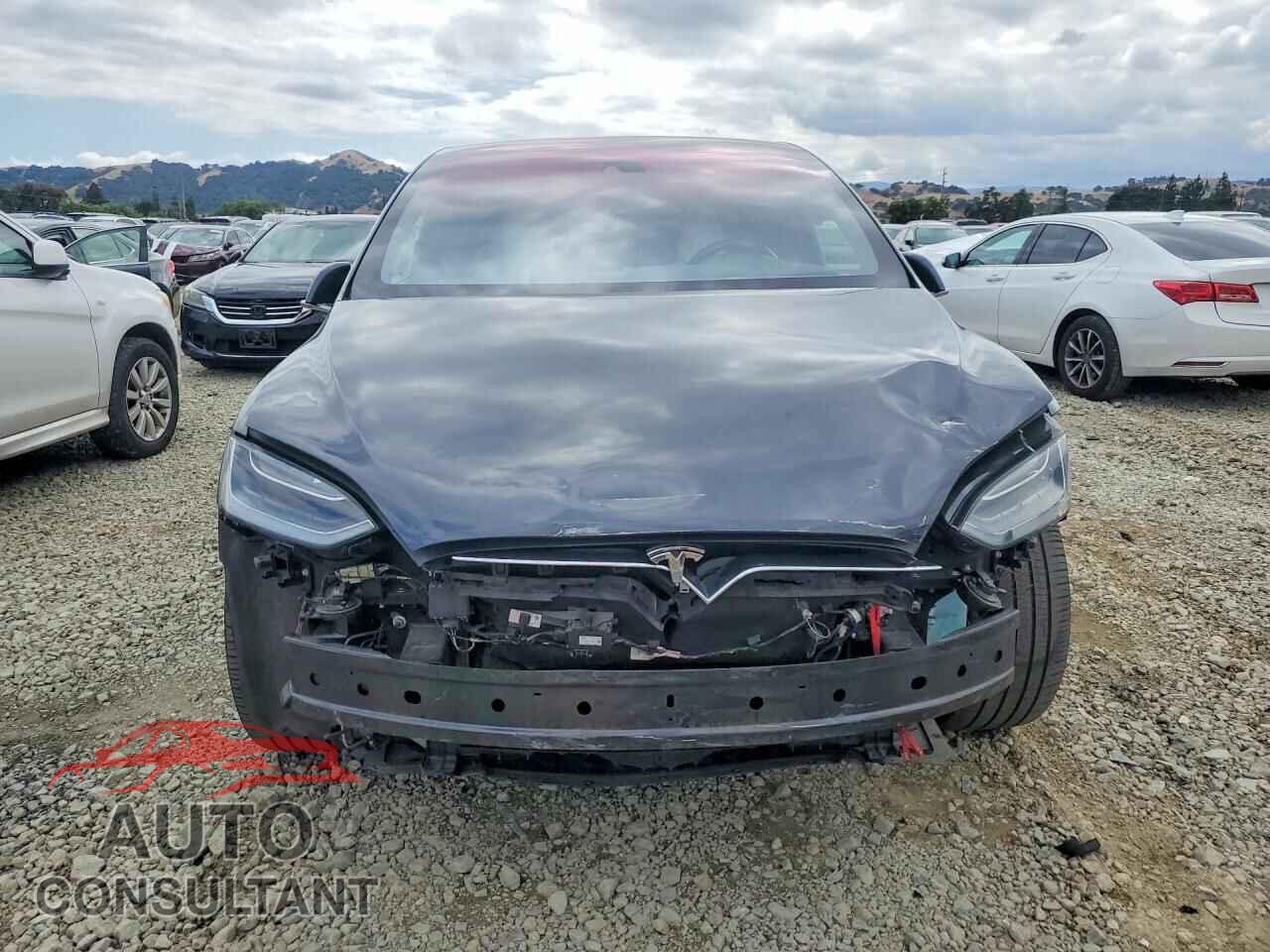 TESLA MODEL X 2016 - 5YJXCBE29GF017175