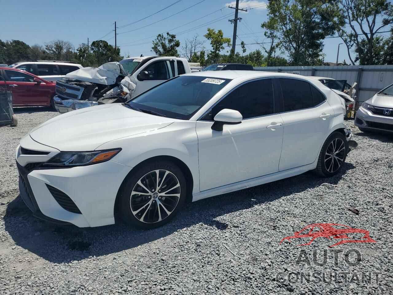 TOYOTA CAMRY 2020 - 4T1G11AKXLU340461
