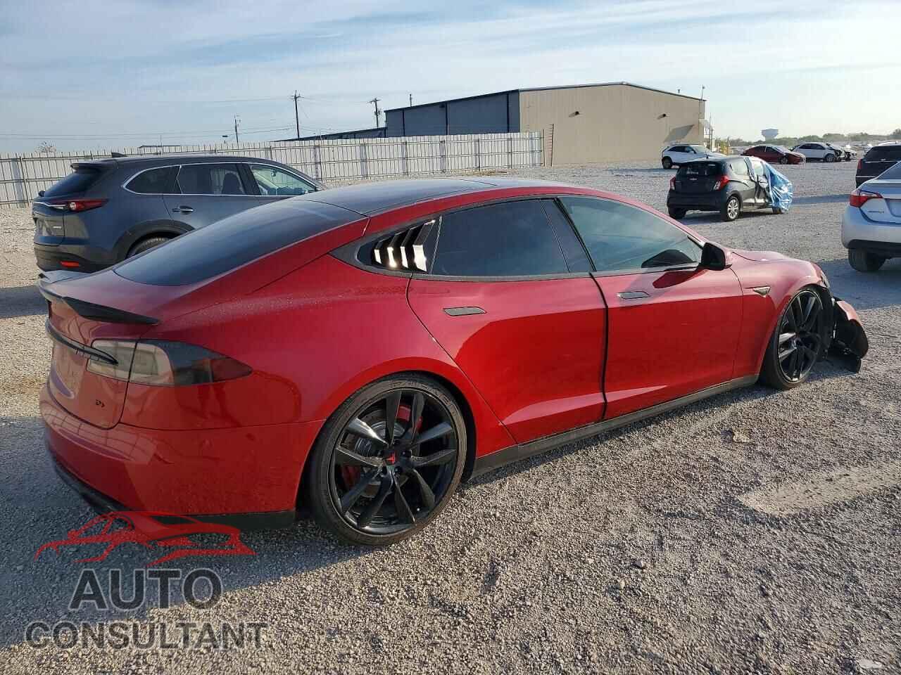 TESLA MODEL S 2013 - 5YJSA1DP3DFP21438