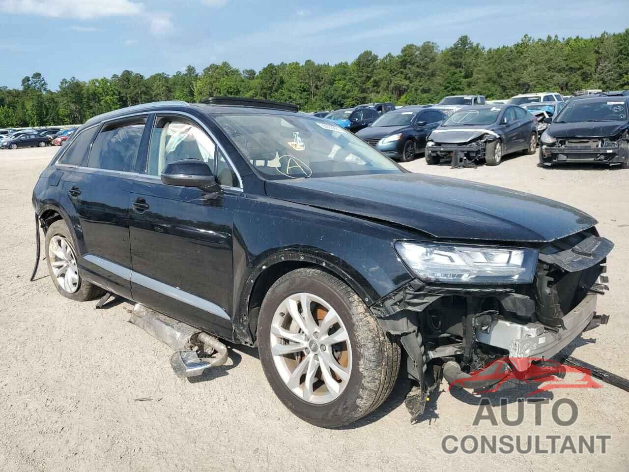 AUDI Q7 2019 - WA1LHBF77KD019303