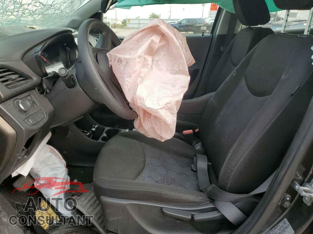 CHEVROLET SPARK 2017 - KL8CB6SA5HC812042