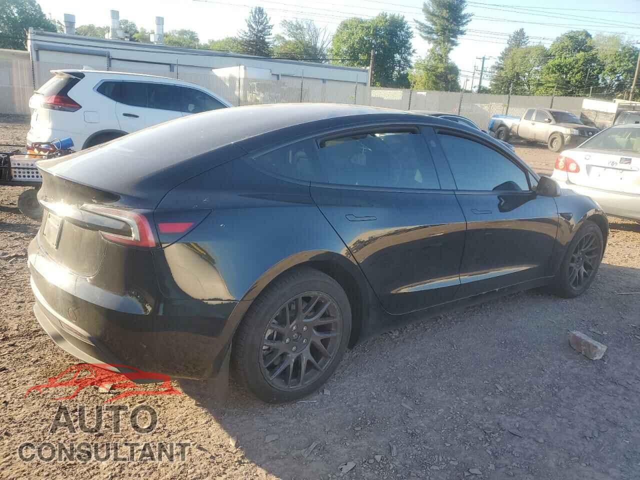 TESLA MODEL 3 2024 - 5YJ3E1EA9RF763168