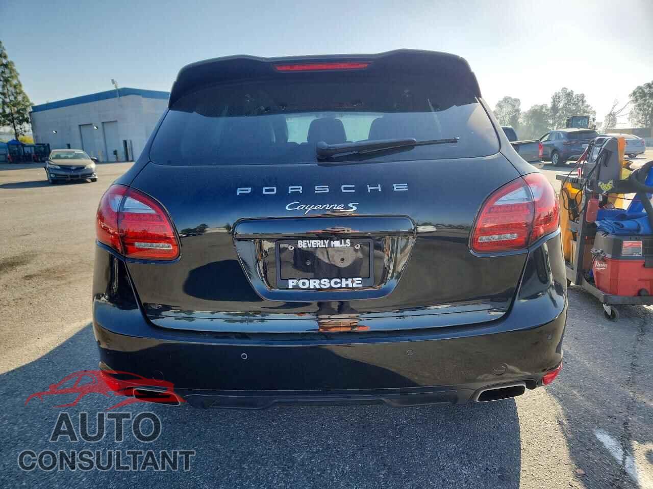 PORSCHE CAYENNE 2011 - WP1AB2A28BLA55063