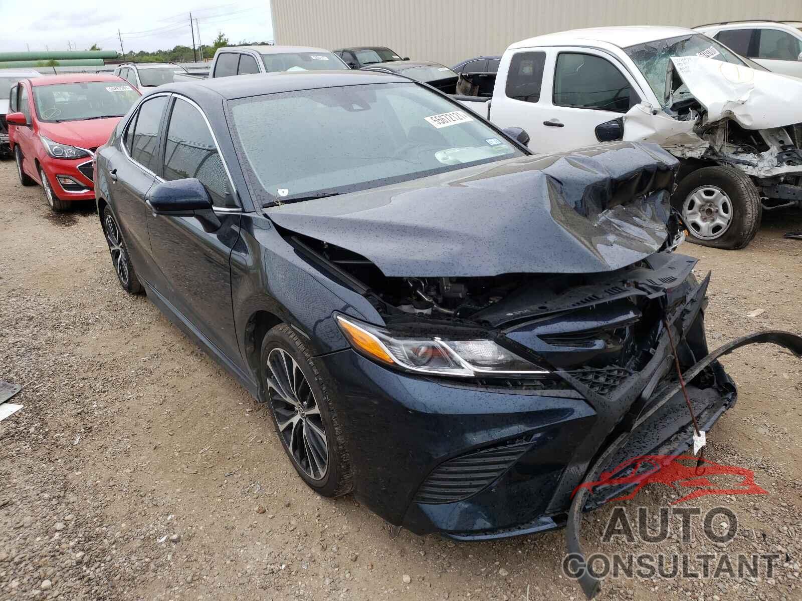 TOYOTA CAMRY 2020 - 4T1G11AK0LU966505