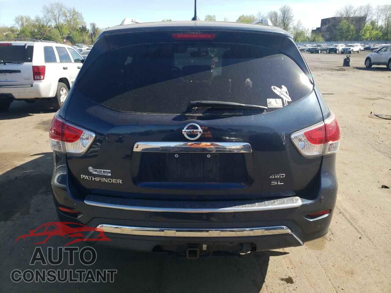 NISSAN PATHFINDER 2013 - 5N1AR2MM5DC646279