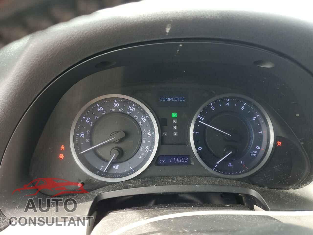 LEXUS IS 2012 - JTHCF5C21C5055245