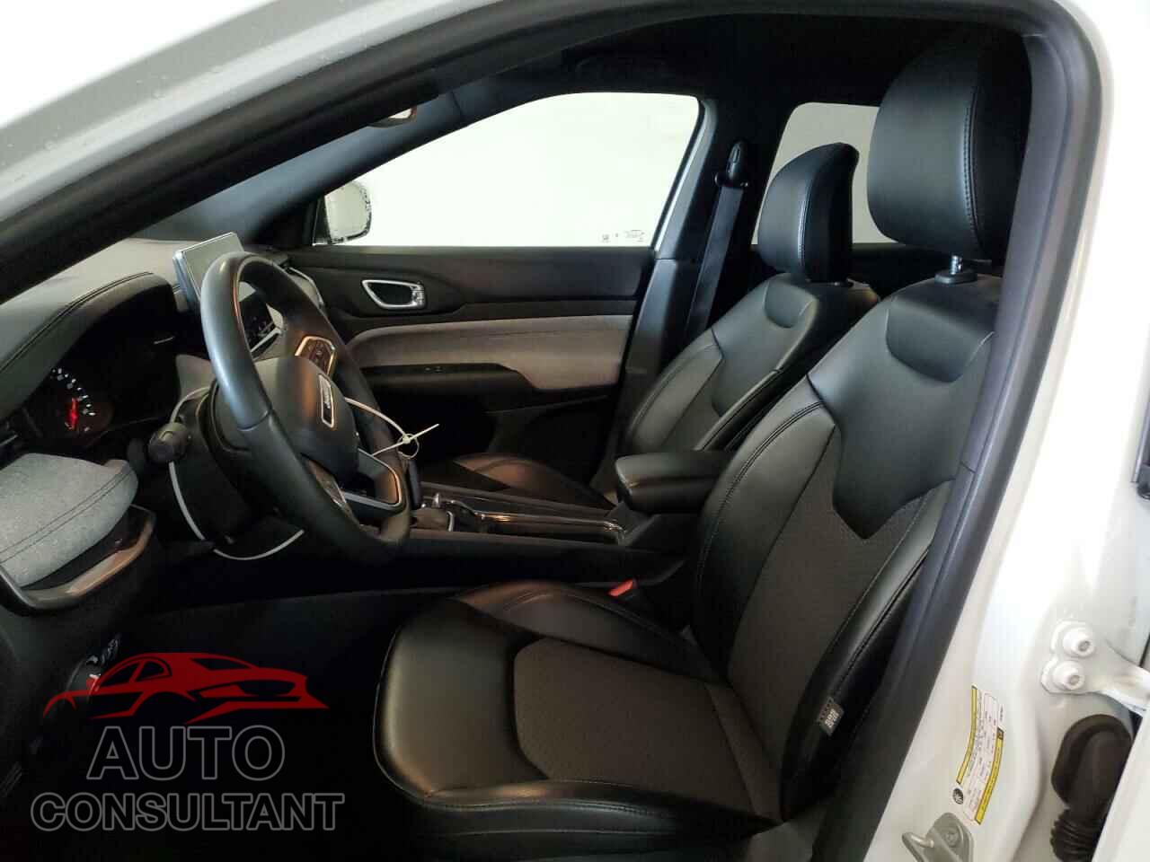 JEEP COMPASS 2023 - 3C4NJDBN7PT567001