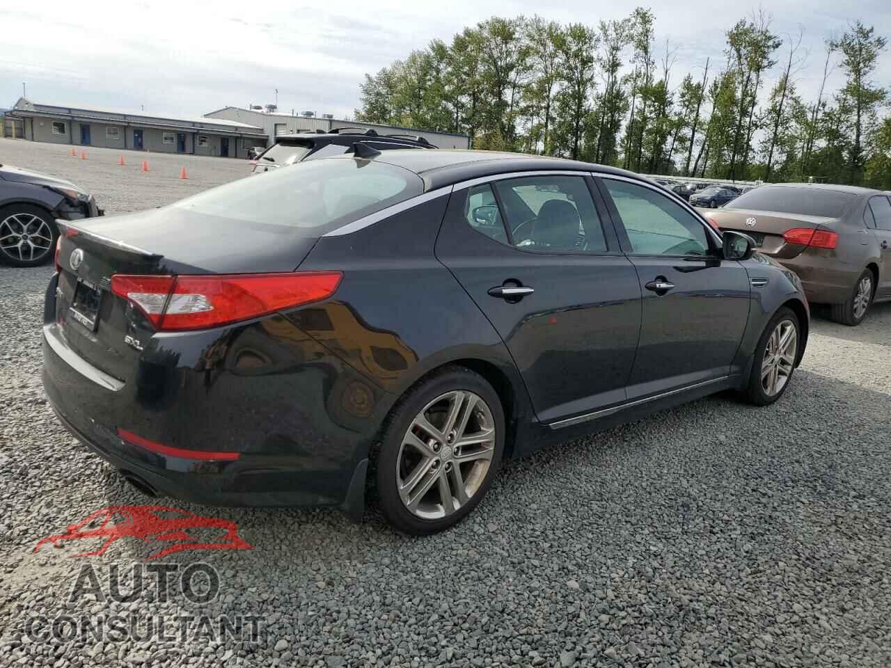 KIA OPTIMA 2013 - 5XXGR4A64DG128146
