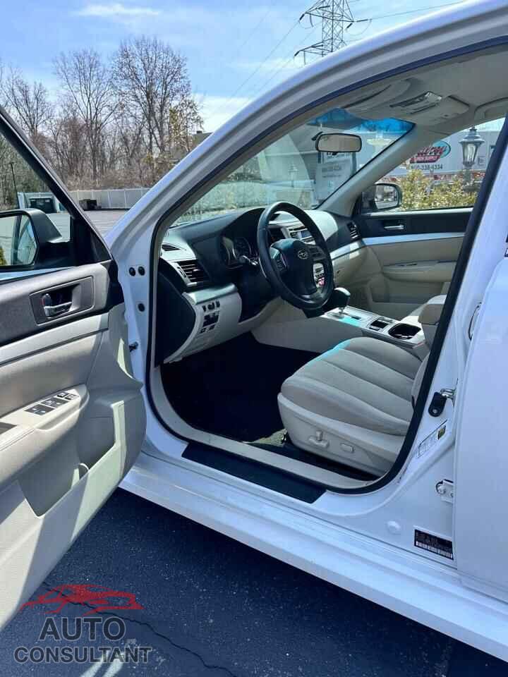 SUBARU LEGACY 2013 - 4S3BMBC61D3012414