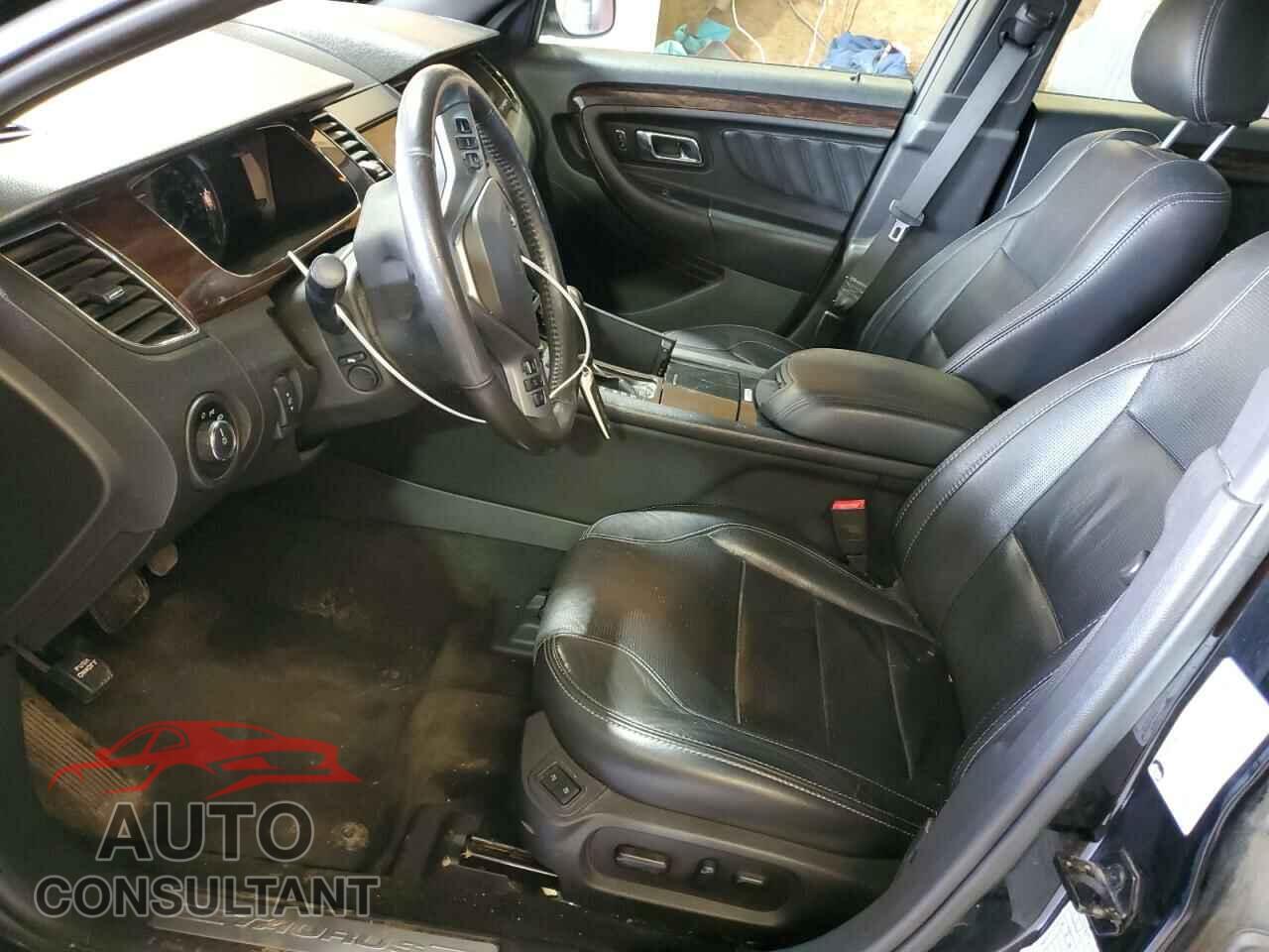 FORD TAURUS 2017 - 1FAHP2F81HG104822