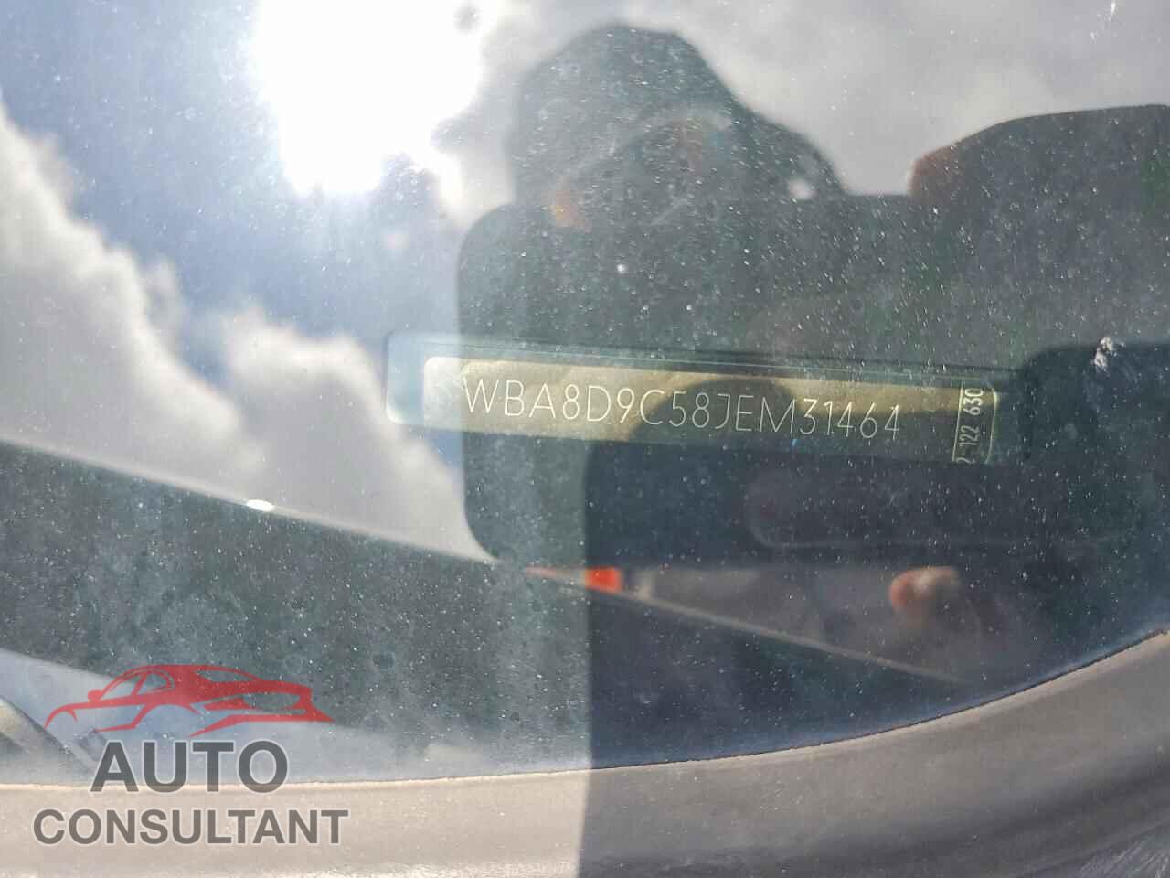 BMW 3 SERIES 2018 - WBA8D9C58JEM31464